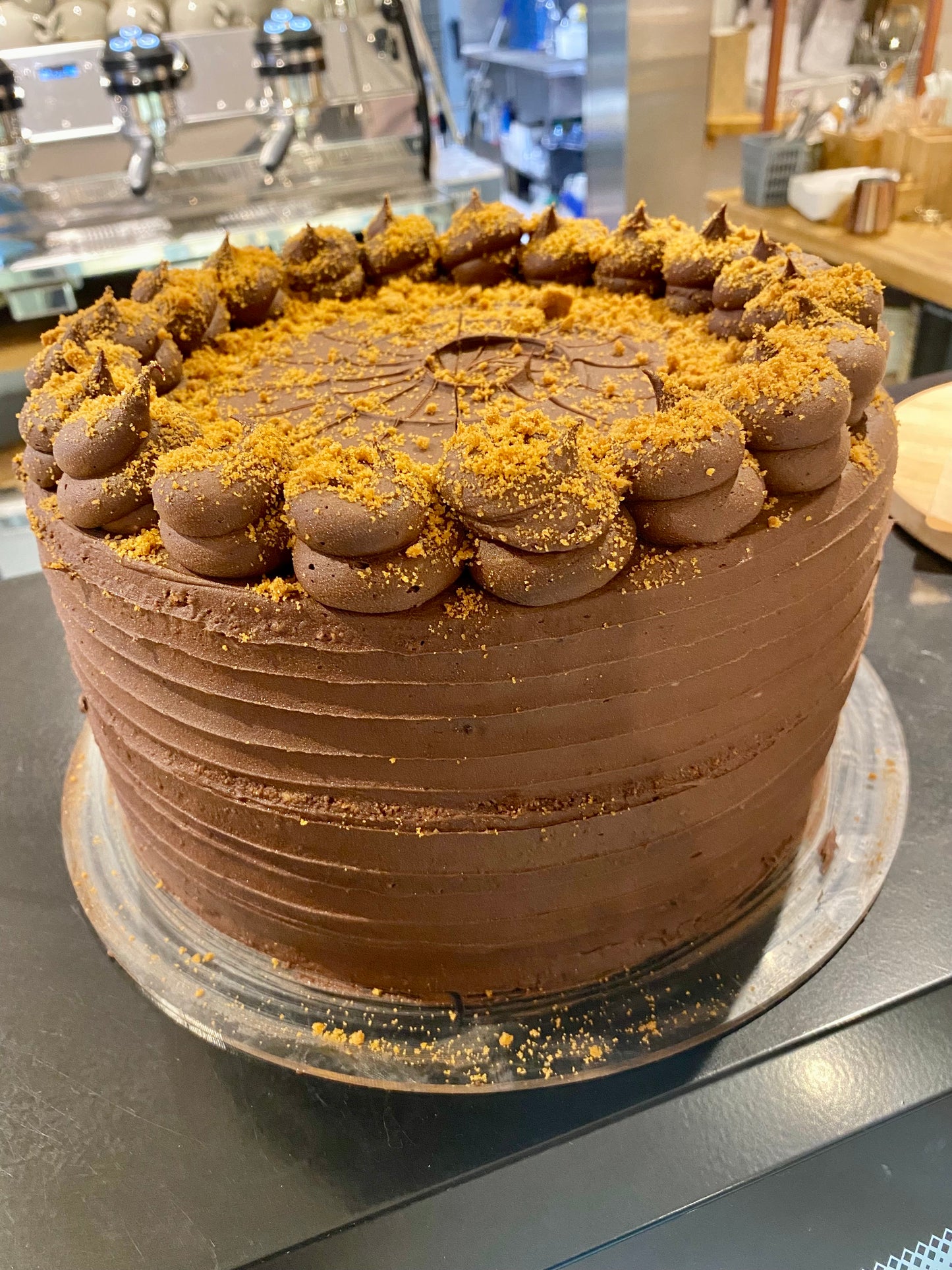 Biscoff & Chocolate Cake